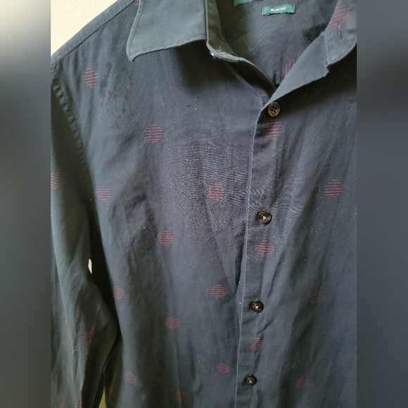 Navy blue long sleeve‎ button down with red design size small perry ellis - Picture 2 of 2